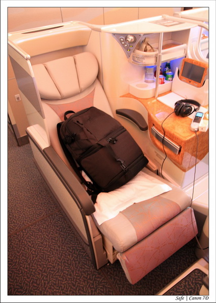 2012 - 06 - Airbus A380 - 07